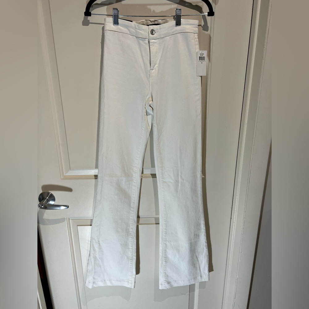NWT J Brand Tailored Flare Jeans